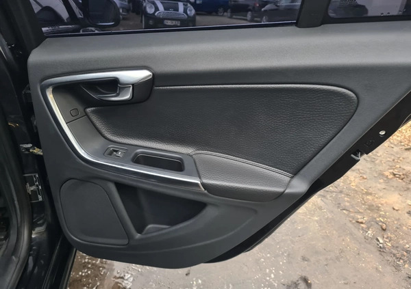 Volvo S60 cena 32999 przebieg: 207150, rok produkcji 2011 z Ujazd małe 781